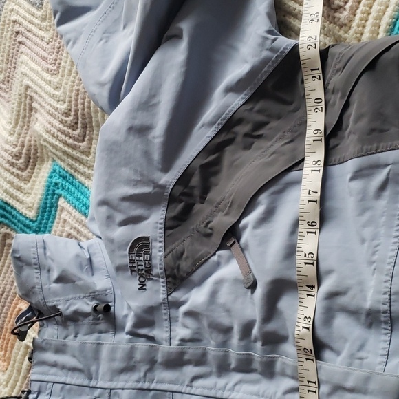 North Face women's Blue Hyvent Vented Hooded Rain Snow Skirt Lined Jacket medium - Picture 14 of 16